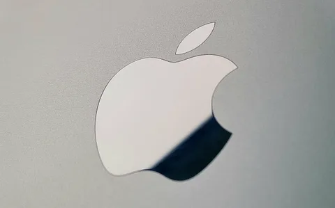 Apple üst segmente odaklanıyor: Yeni iPhone, MacBook ve AirPods geliyor