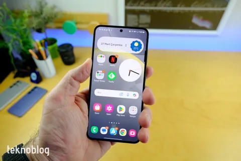 Samsung One UI 7 ile Galaxy S24 serisinde parmak izi okuma hızı artacak