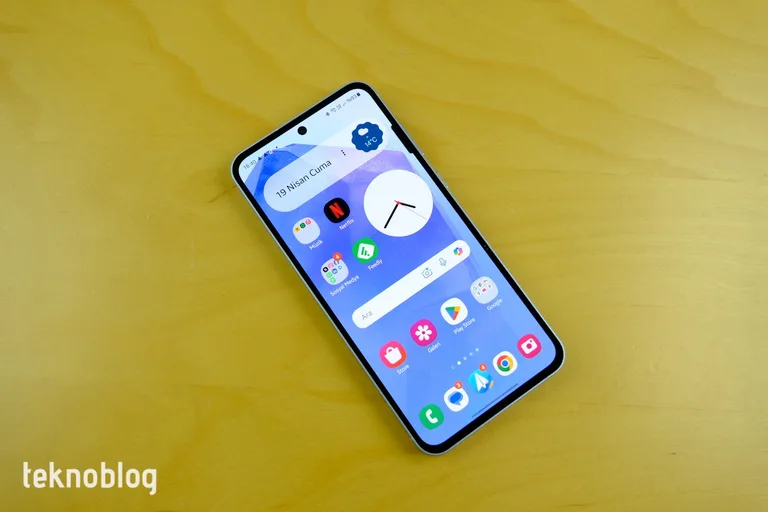 Samsung Galaxy A55 için beklenen One UI 9 beta güncellemesi çıktı