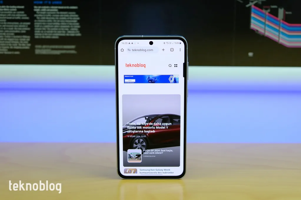 Samsung Galaxy A55 için One UI 7 güncellemesi Avrupa’da yayınlanmaya başladı