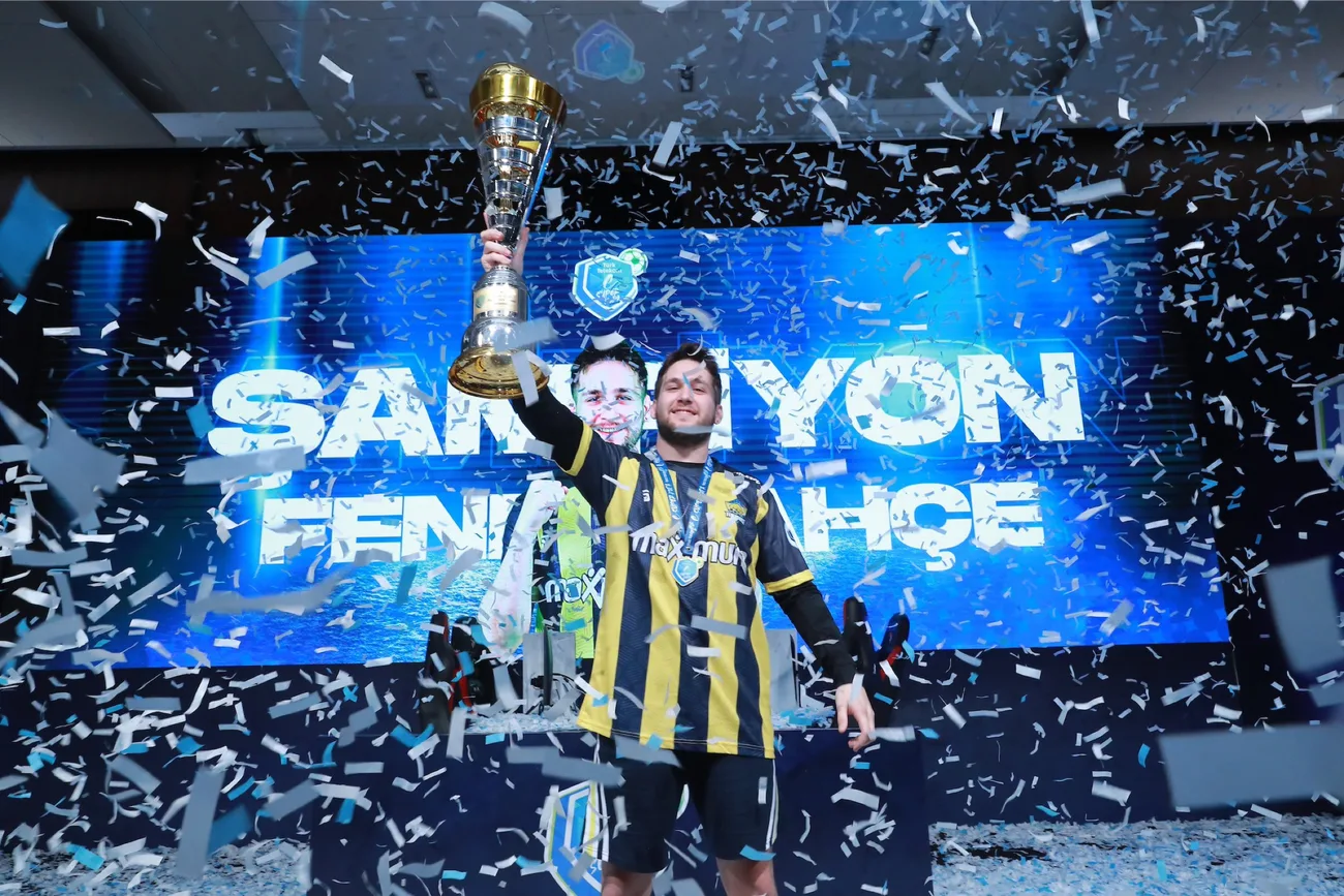 Türk Telekom eSüper Kupa’da şampiyon Fenerbahçe oldu