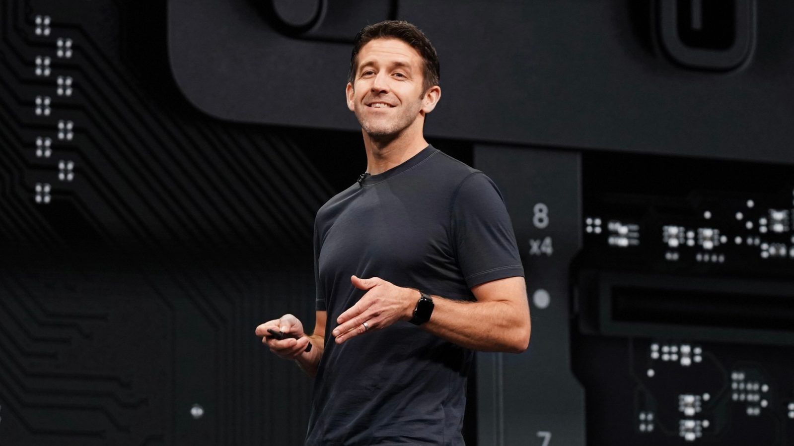 john ternus tim cook