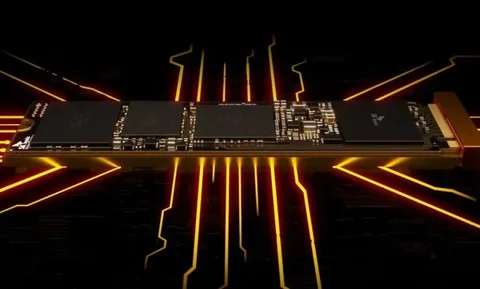 300 TB kapasiteli ilk SSD yakında bizlerle
