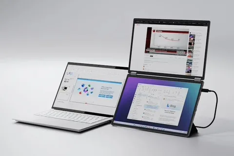 Asus’tan çift ekranlı monitör: ZenScreen Duo OLED