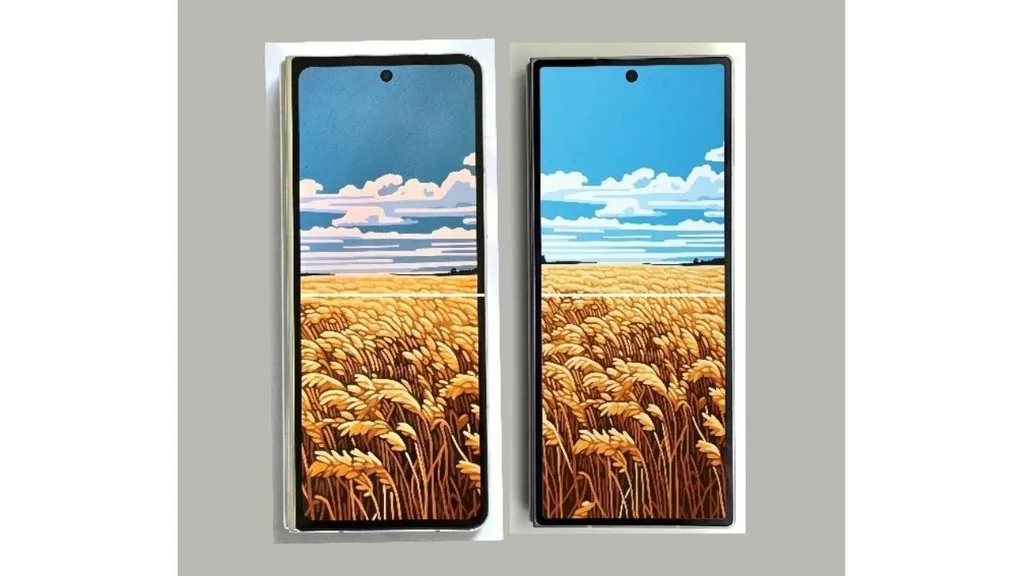 Samsung Galaxy Z Fold 6 ve Fold 5 yan yana görüldü