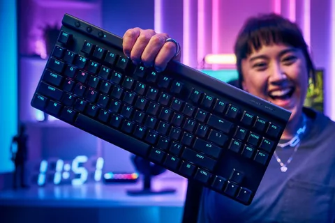 Logitech özelleştirilebilen yeni oyun klavyesi G515’i tanıttı