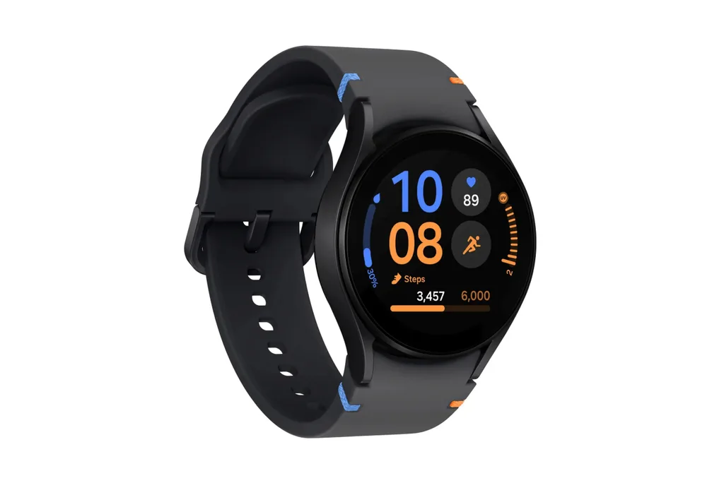 Samsung’dan yeni giriş seviyesi akıllı saat: Galaxy Watch FE