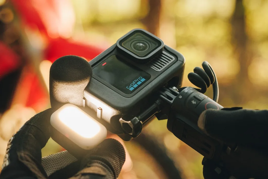 GoPro Hero 13 Black ve Mini Hero yeni özellikler ve geniş lens seçenekleriyle tanıtıldı