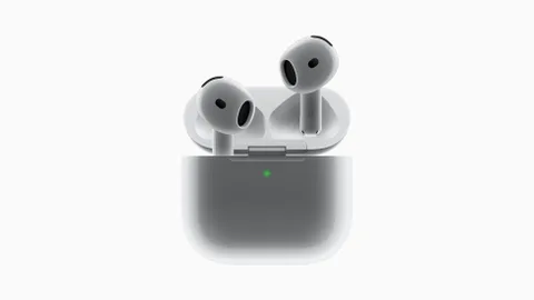 Apple’ın yeni AirPods 4 modellerinin kutusundan şarj kablosu çıkmıyor