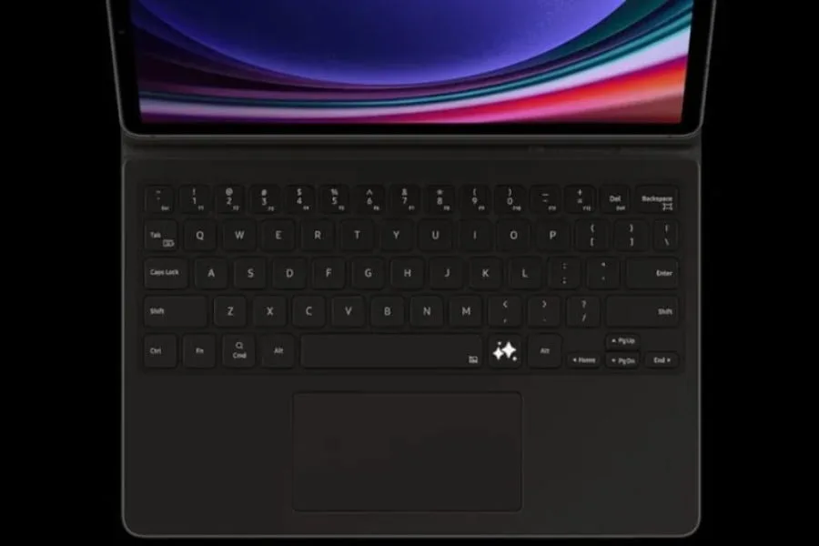 Samsung Galaxy Tab S10’un klavyesinde yapay zeka tuşu olacak