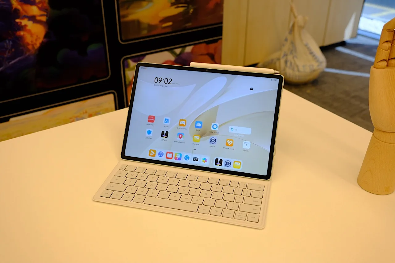 Huawei MatePad 12X tanıtıldı: PaperMatte ekran, hızlı şarj