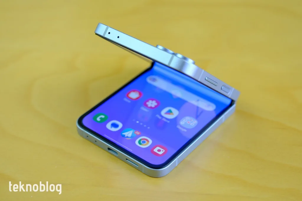 Samsung’un sunucularında Galaxy Z Flip FE için yeni ipucu görüldü