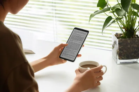 TCL’nin yeni Nxtpaper telefonları göz yormayan ekran ve monokrom mod düğmesiyle geliyor
