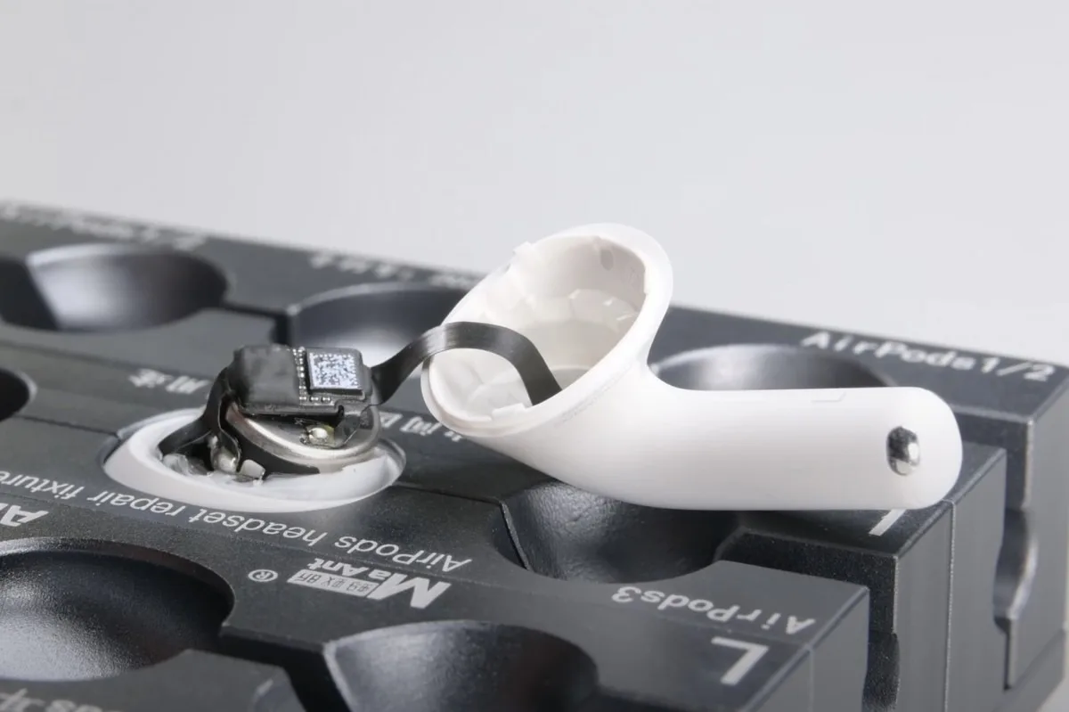 Yeni AirPods’lar onarım kolaylığında ilerleme kaydetmiyor