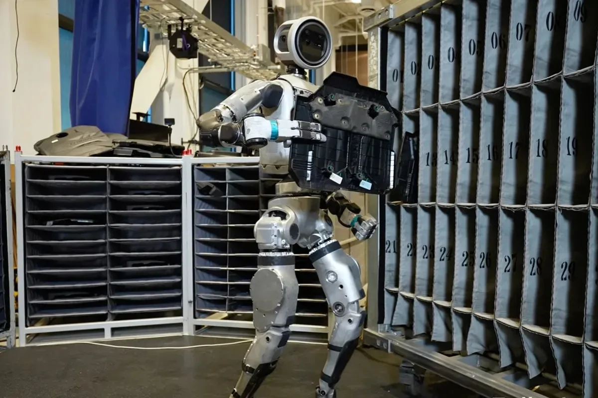 Boston Dynamics’in Atlas robotu tam otonom çalışma yeteneğiyle dikkat çekiyor