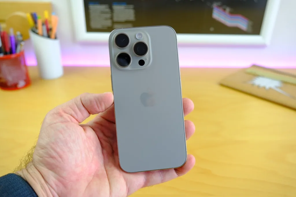 Apple küresel akıllı telefon pazarında 2024’ün son çeyreğini zirvede kapattı