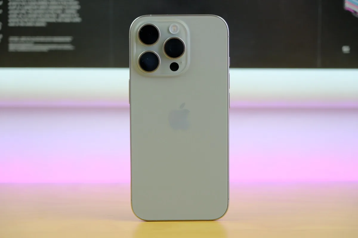 Tamamen camla kaplı olması beklenen iPhone 19 Pro hakkında yeni detaylar ortaya çıktı