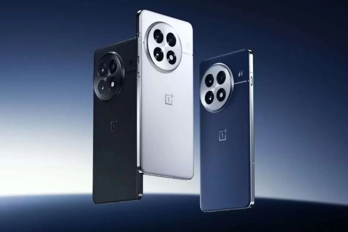 OnePlus 13, 31 Ekim’de Beyaz, Mavi ve Siyah renk seçenekleriyle geliyor