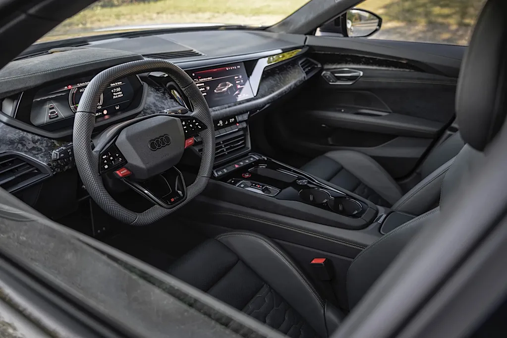 Audi E-Tron GT, 2025 modeliyle performansını zirveye taşıyor