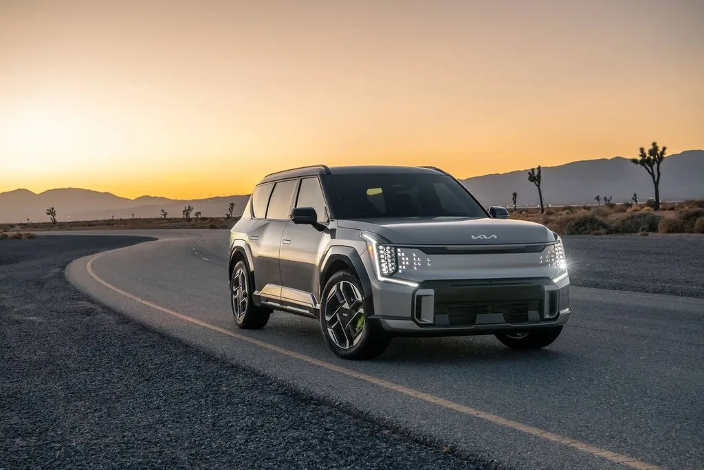 Kia EV9 GT yüksek performans ve Tesla şarj desteğiyle geliyor