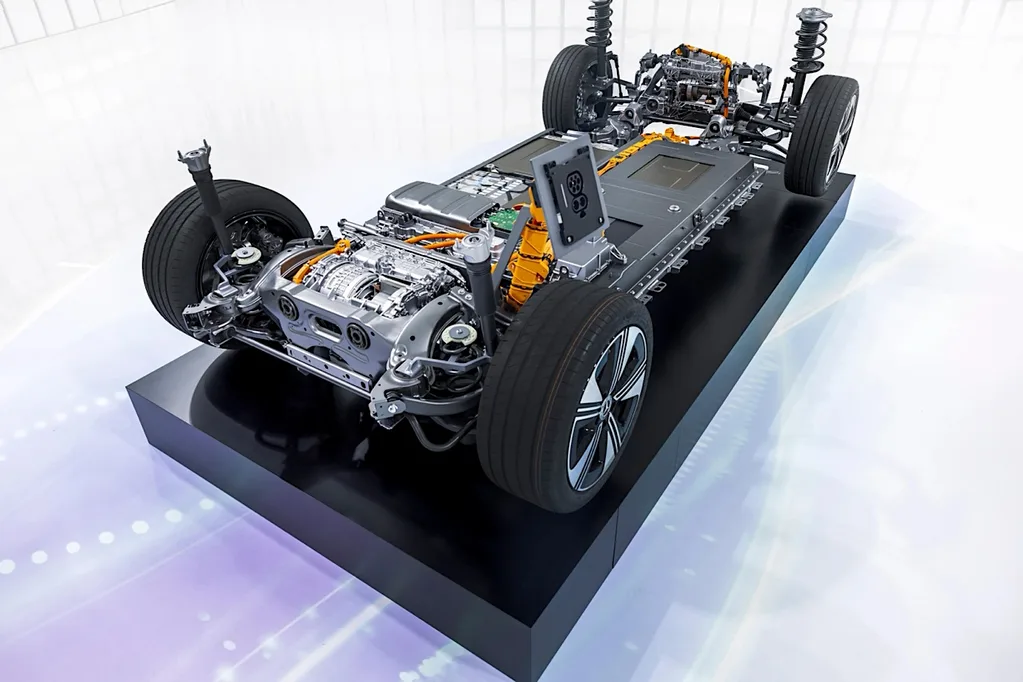 Mercedes, yeni elektrikli CLA modelinde verimlilik ve şarjda sınırları zorlayacak