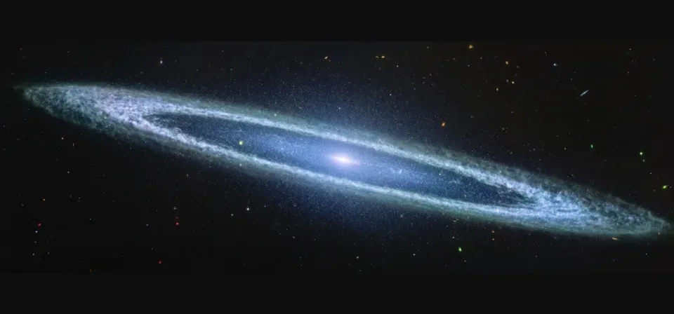 NASA James Webb Uzay Teleskobu ile Sombrero galaksisinin yeni görüntüsünü elde etti