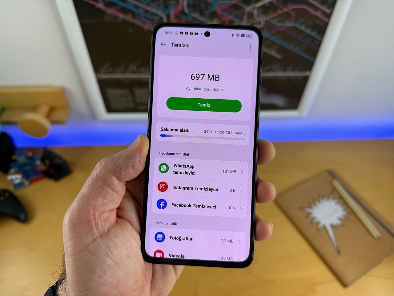 OPPO Reno11
