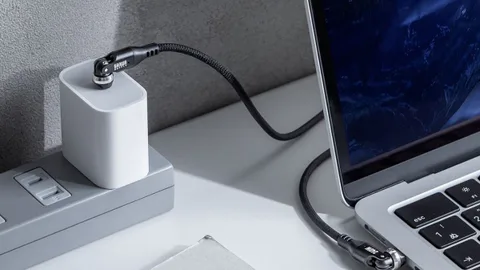 Japon üreticiden esnek tasarımlı 240W USB-C kablosu