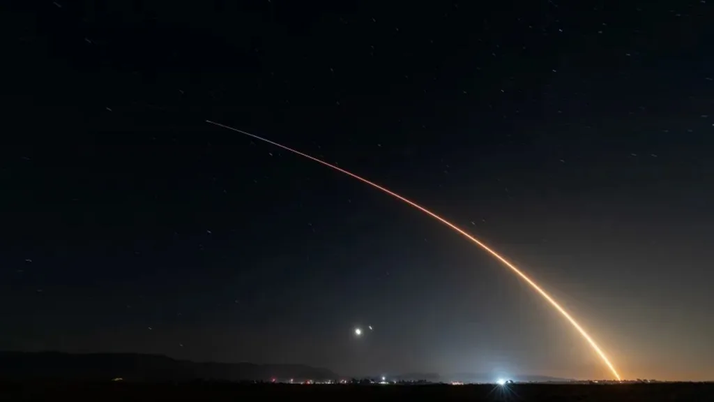 SpaceX, doğrudan cep telefonlarına bağlantı sunacak ilk Starlink ağını kurdu
