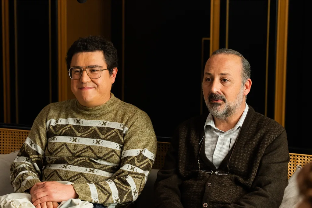 Tolga Çevik ve İbrahim Büyükak’ı buluşturan “Kalender Pide”, Disney+’ta yayında
