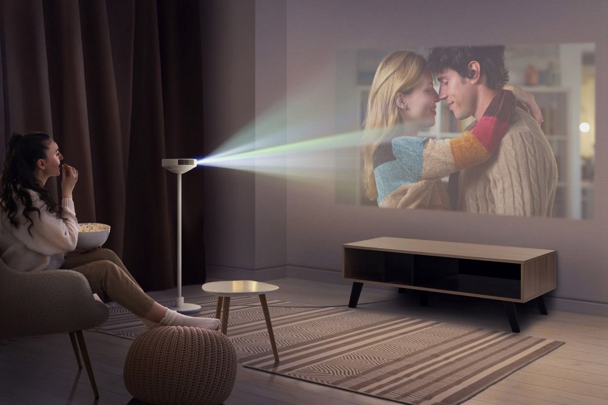 LG’den iki yeni projektör: PF600U ve CineBeam S