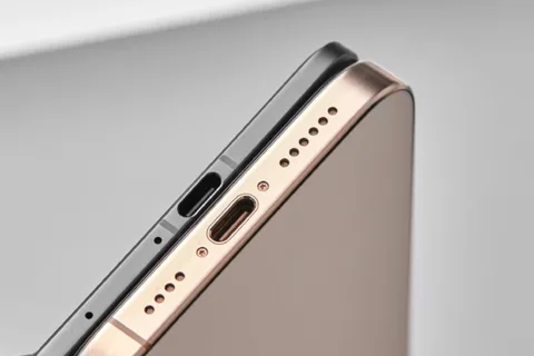 Oppo Find N5 katlanabilir telefon incelik rekorunu kıracak