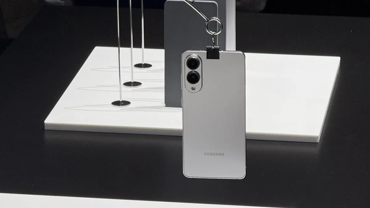 Samsung Galaxy S25 Edge’in yeni tanıtım tarihi belli oldu