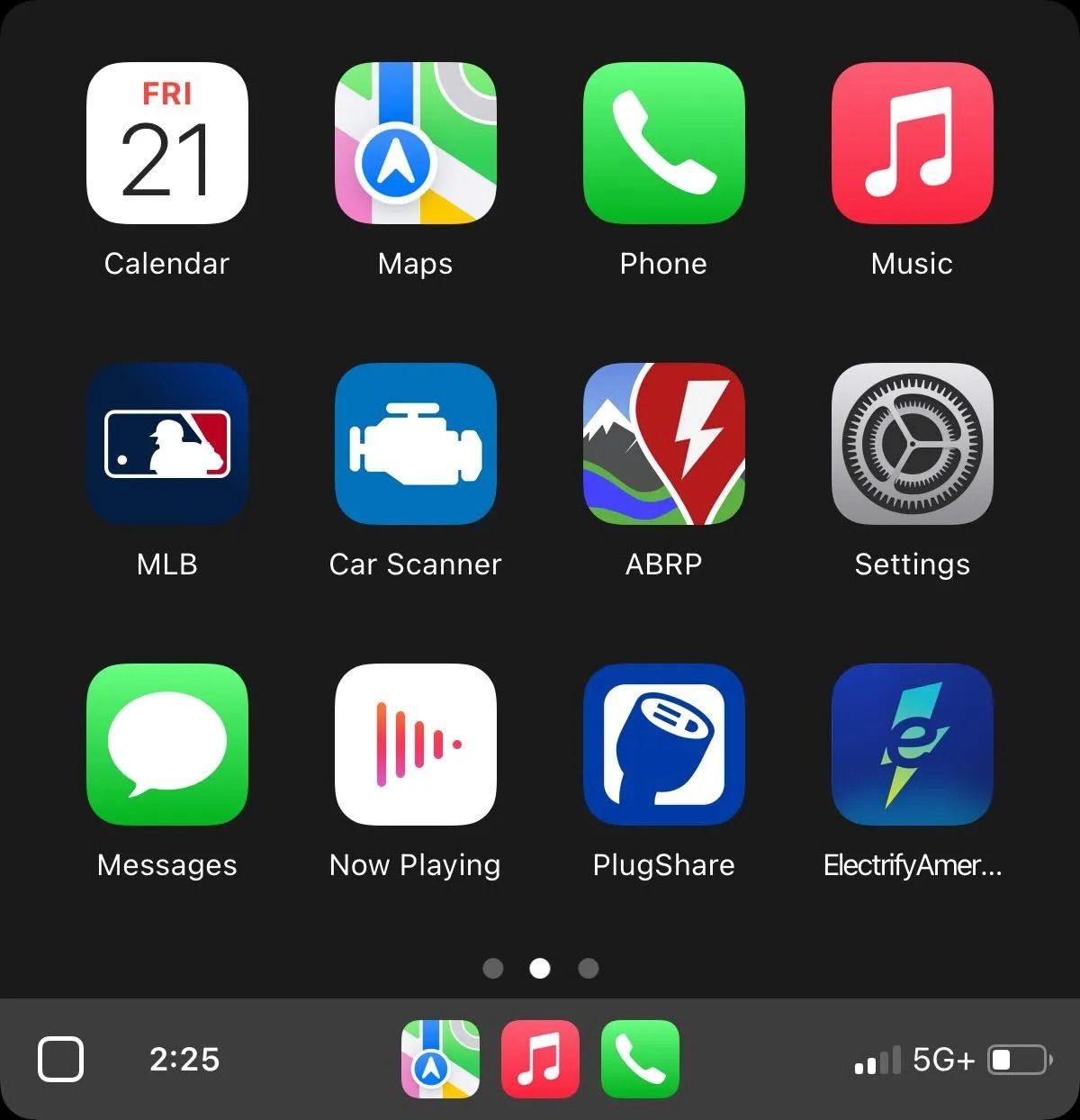 Claude, Apple CarPlay’e geldi: Sesli asistan artık araç ekranında