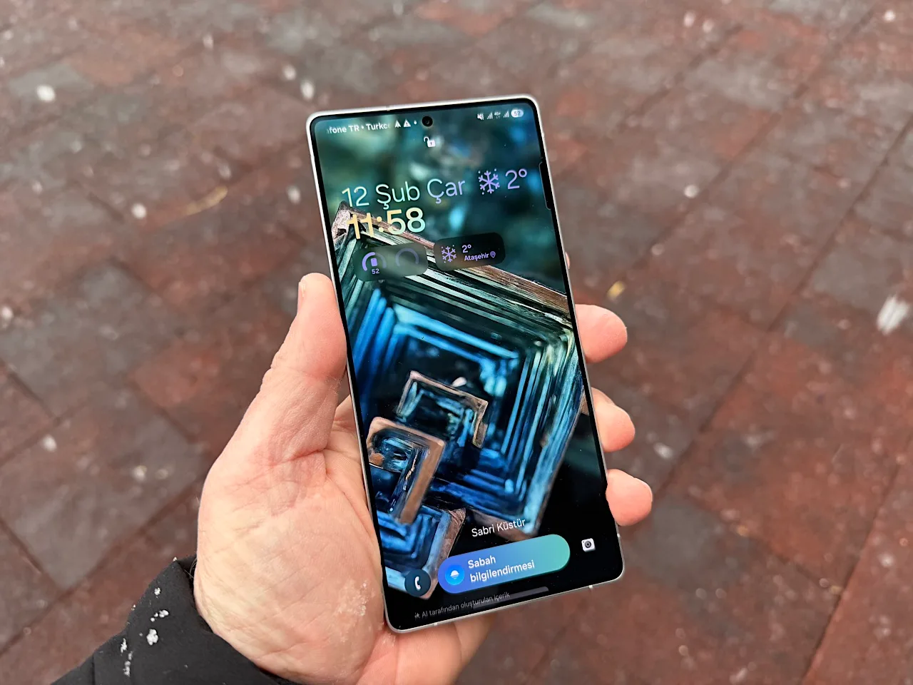 Samsung AI Select özelliğini tek elle kullanmayı kolaylaştırıyor