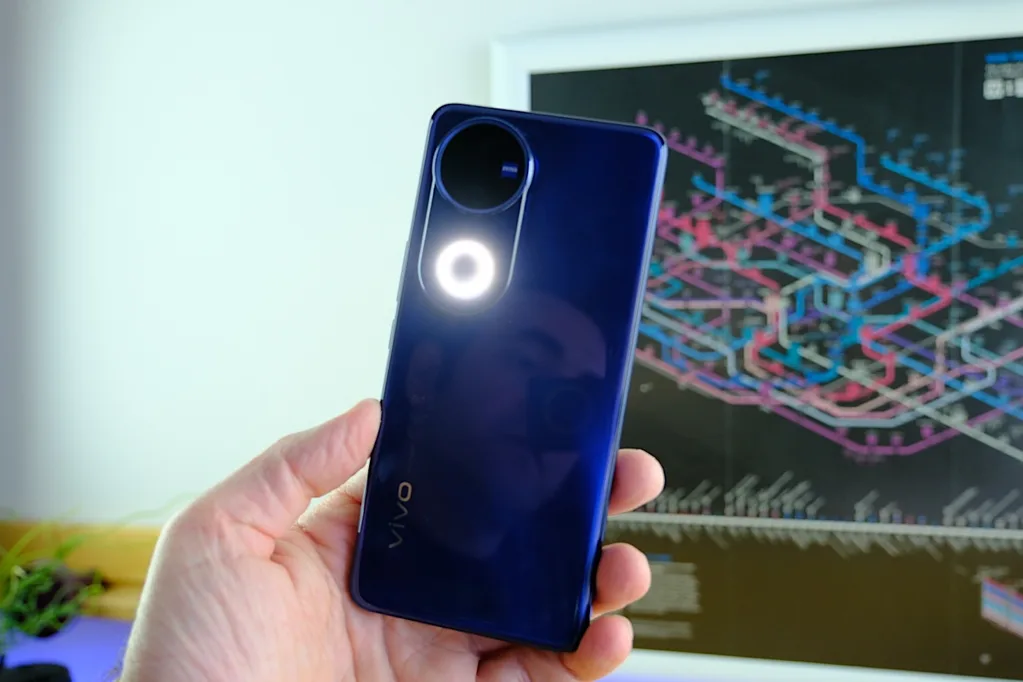Vivo V50 İncelemesi
