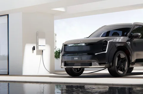 Kia EV9, evleri elektrikle destekleyebilecek yeni şarj teknolojisine kavuşuyor