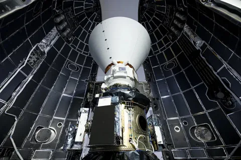 NASA’nın SPHEREx uzay teleskobu, SpaceX Falcon 9 roketiyle yörüngeye gönderildi
