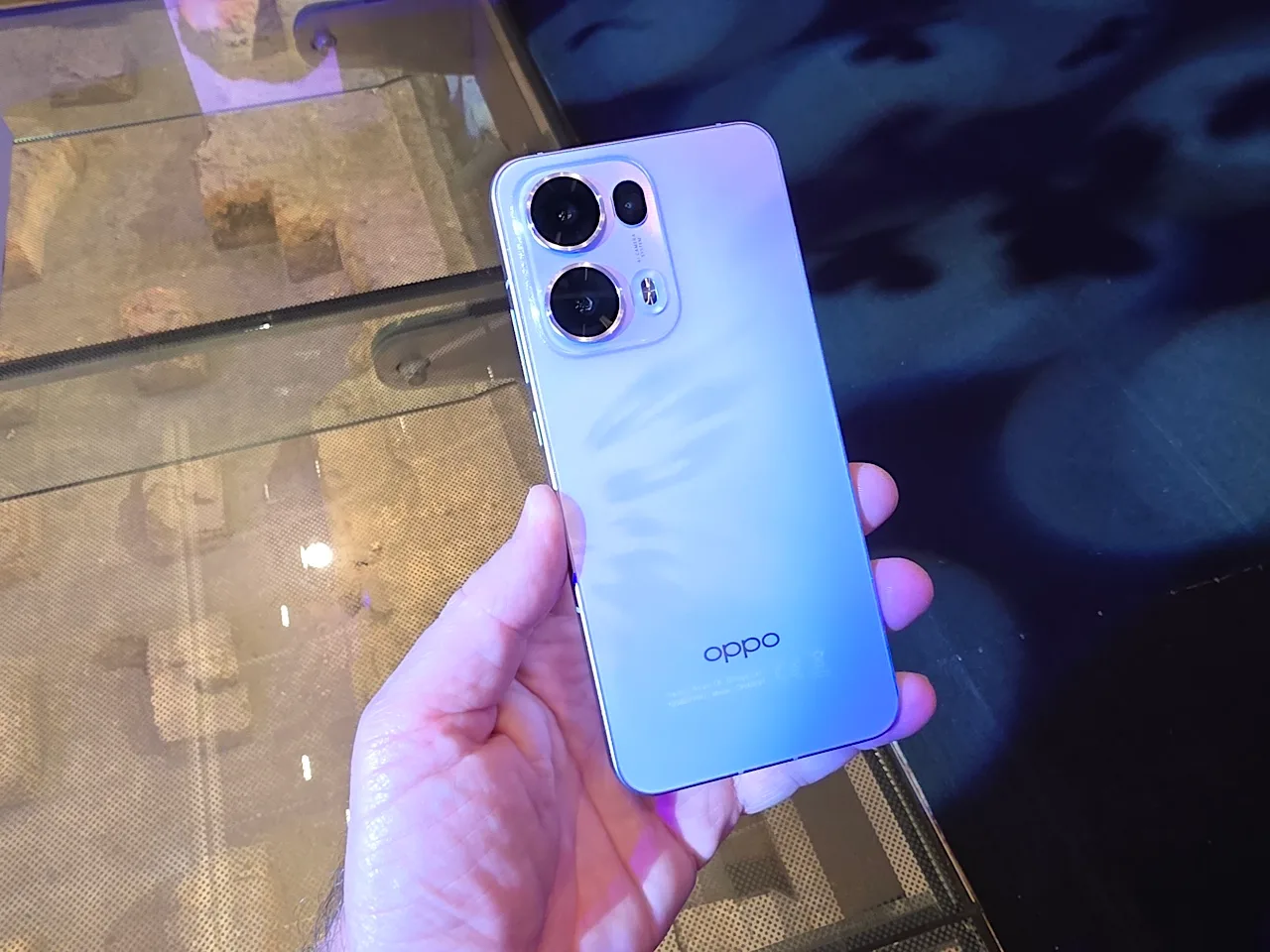 OPPO Reno13 Pro 5G modeli resmi olarak Türkiye’de satışa sunuldu