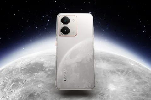 Realme P3 Ultra, Ay’dan ilham alan tasarımla kullanıcıların karşısına çıkacak