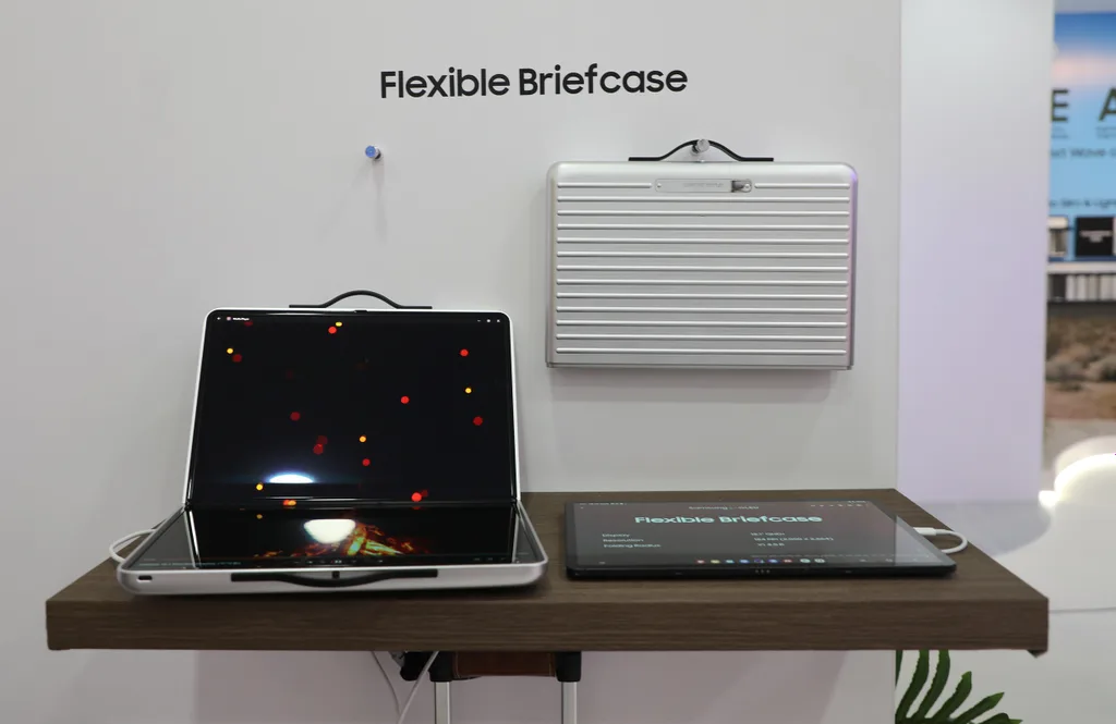 Samsung, MWC 2025’te geleceğin katlanabilir ekran konseptlerini tanıttı