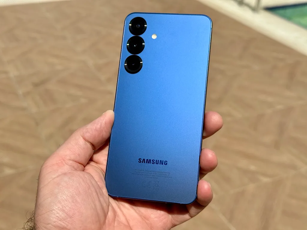 Samsung, Galaxy serisinde pil dayanıklılığını artırmak için yeni teknolojiye geçiyor