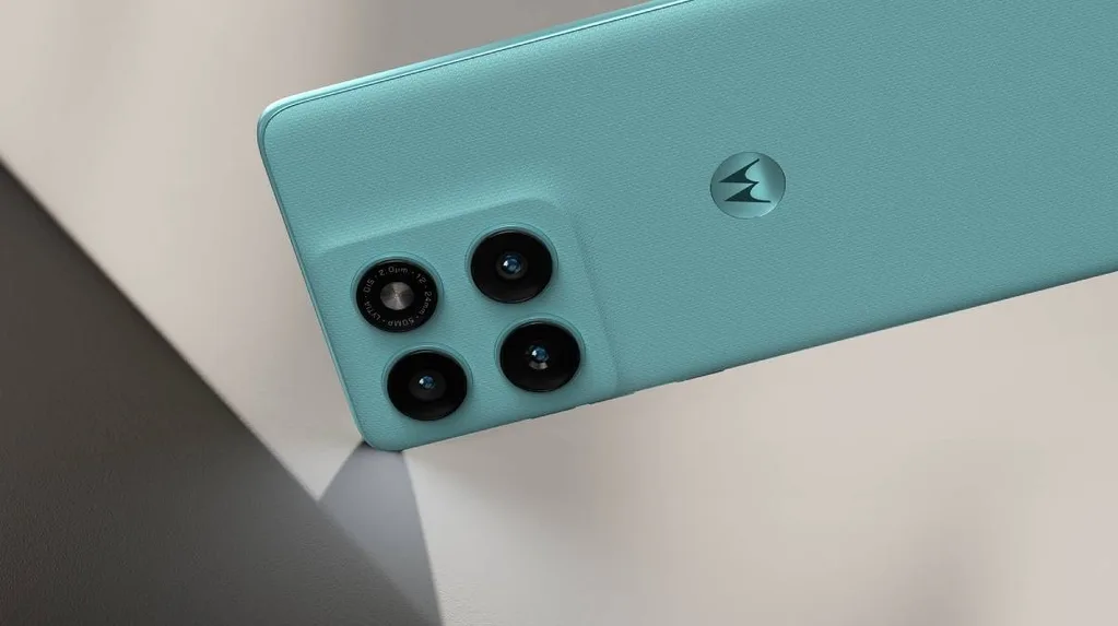 Motorola Edge 60 Fusion dört tarafa kavisli ekran ve IP69 sertifikasıyla tanıtıldı