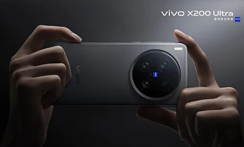 Vivo X300 Ultra, iki adet 200 MP arka kameraya sahip ilk akıllı telefon olacak