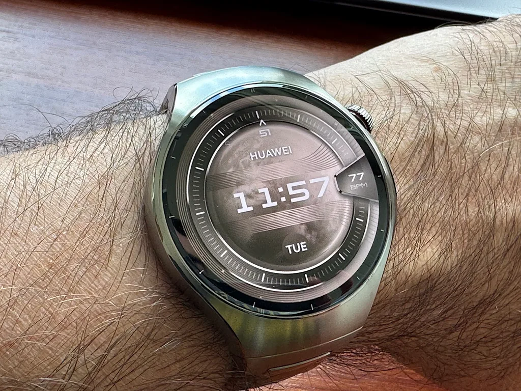 Hem akıllı saat hem telefon! Huawei Watch 5 İncelemesi
