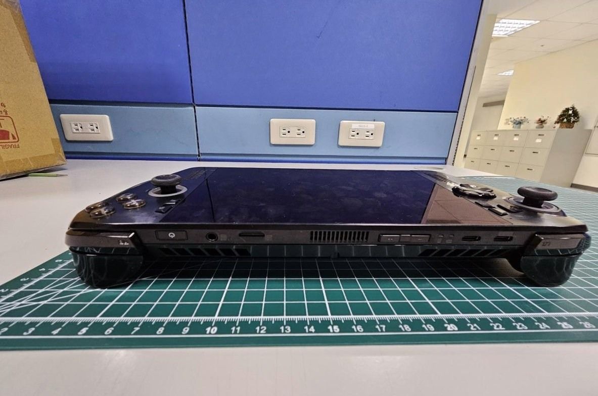 Xbox logolu Asus ROG Ally 2 görüntülendi: İki farklı model yolda