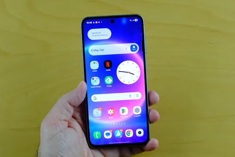A101 23 Ekim 2025 Aldın Aldın Elektronik ürünleri içinde yine Samsung Galaxy A56 var