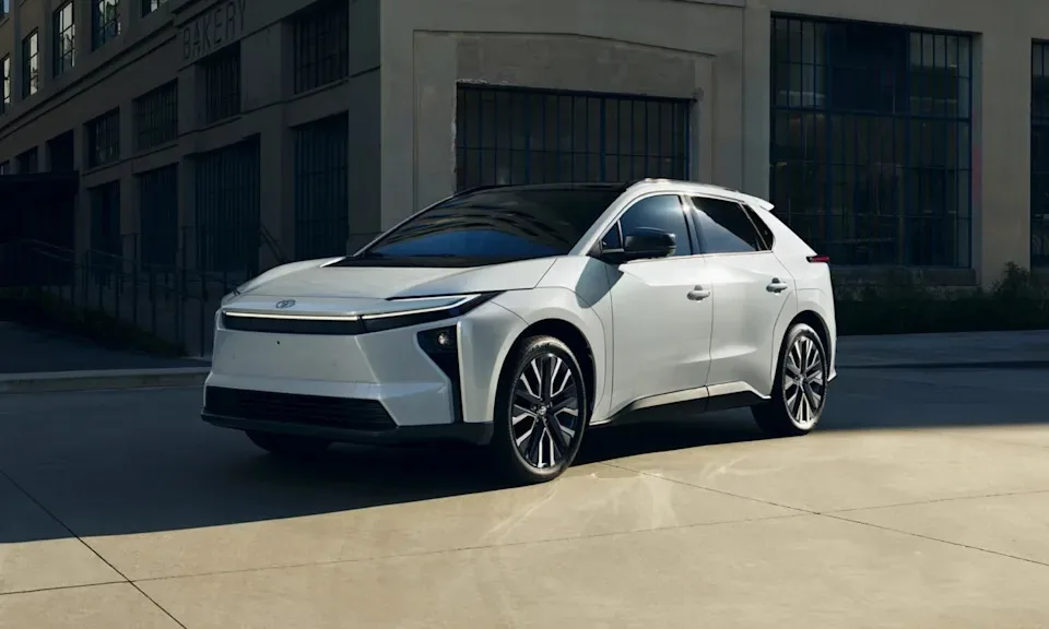 Toyota BZ4x yola “bZ” adıyla devam edecek