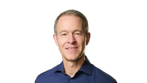 Apple’ın eski operasyonlardan sorumlu üst yöneticisi Jeff Williams resmen emekli oldu