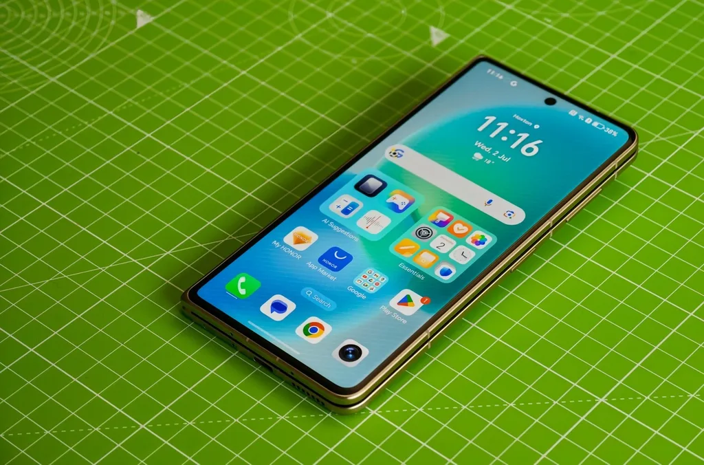 Honor’un en yeni katlanabilir telefonu Magic V5 tanıtıldı